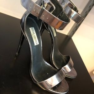 Steve Madden Marlenee Heel
